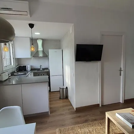 Opening Doors Sagrada Familia Apartment